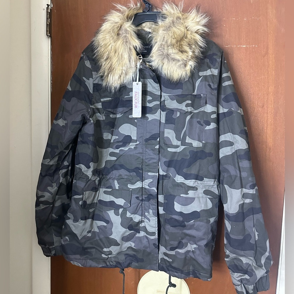 Love Tree Camouflage Bomber Jacket with Faux Fur Trim